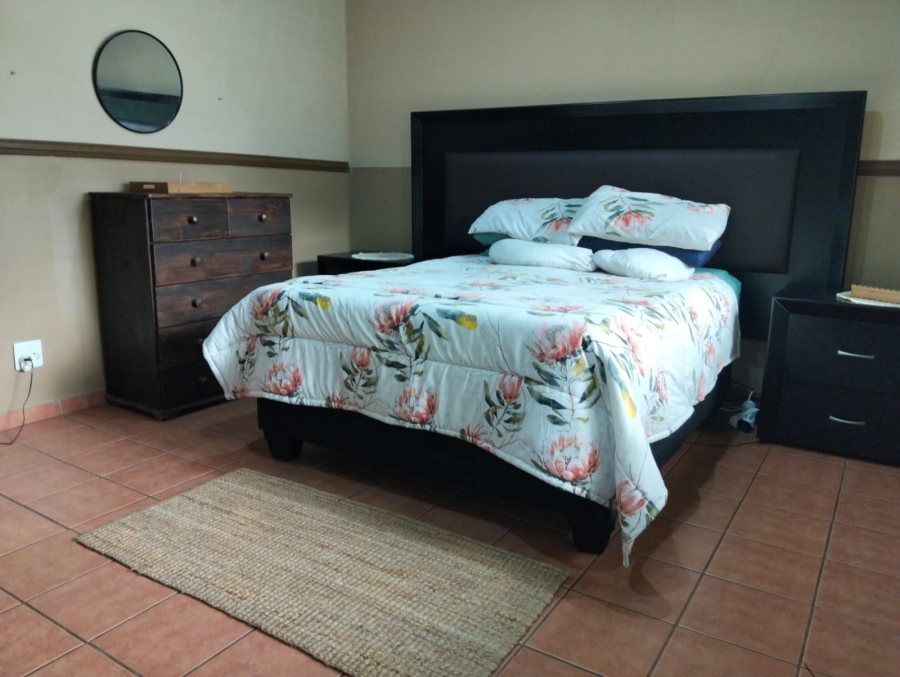 3 Bedroom Property for Sale in Protea Park North West